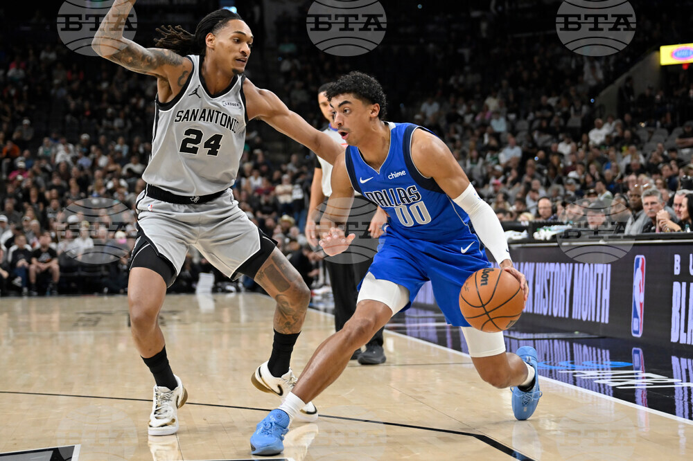 Mavericks Spurs Basketball