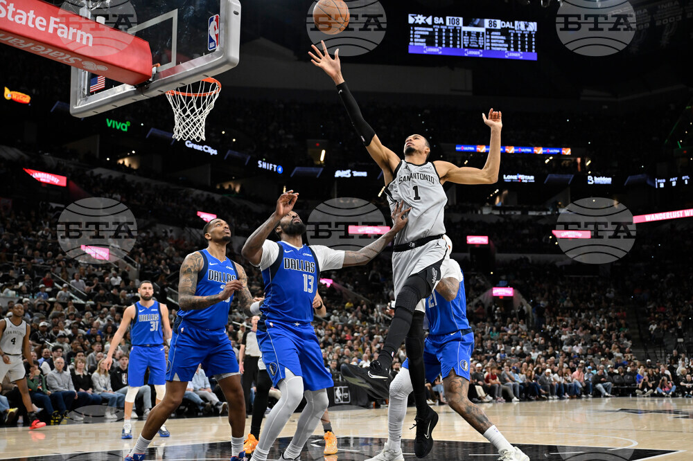 Mavericks Spurs Basketball