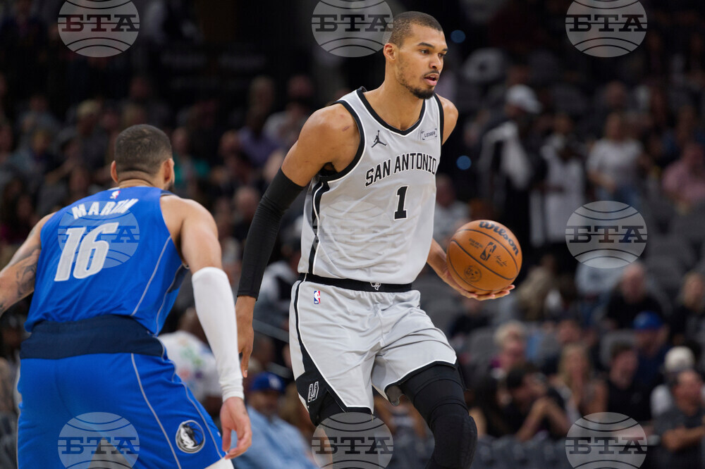 Mavericks Spurs Basketball