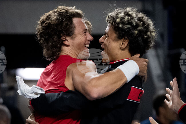 Канада, САЩ и Франция продължават в квалификациите за Купа "Дейвис" в тениса, Австралия, Аржентина и Нидерландия претърпяха загуби