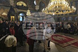 Храм „Св. Неделя“ - литургия