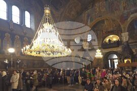 Храм „Св. Неделя“ - литургия