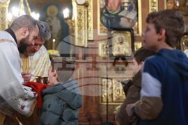 Храм „Св. Неделя“ - литургия