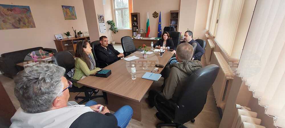 Международни наблюдатели на изборите в България посетиха Областна администрация – Габрово