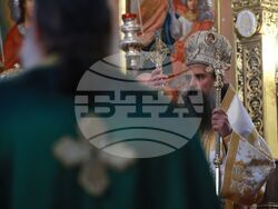 Храм „Св. Неделя“ - литургия