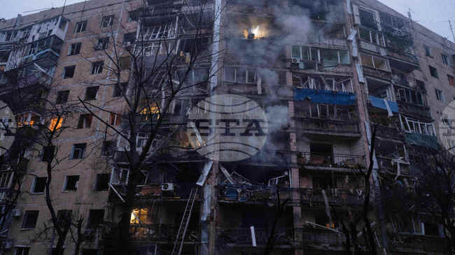 Четирима души загинаха в украинския град Краматорск при нови руски бомбардировки, обяви управителят на Донецка област 