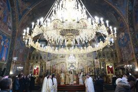 Храм „Св. Неделя“ - литургия