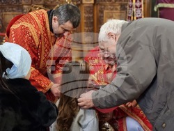 Ямбол - храм „Св. Николай Чудотворец“ - света литургия