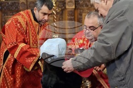 Ямбол - храм „Св. Николай Чудотворец“ - света литургия