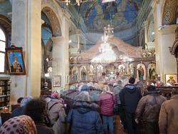 Ямбол - храм „Св. Николай Чудотворец“ - света литургия