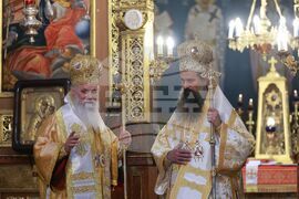 Храм „Св. Неделя“ - литургия