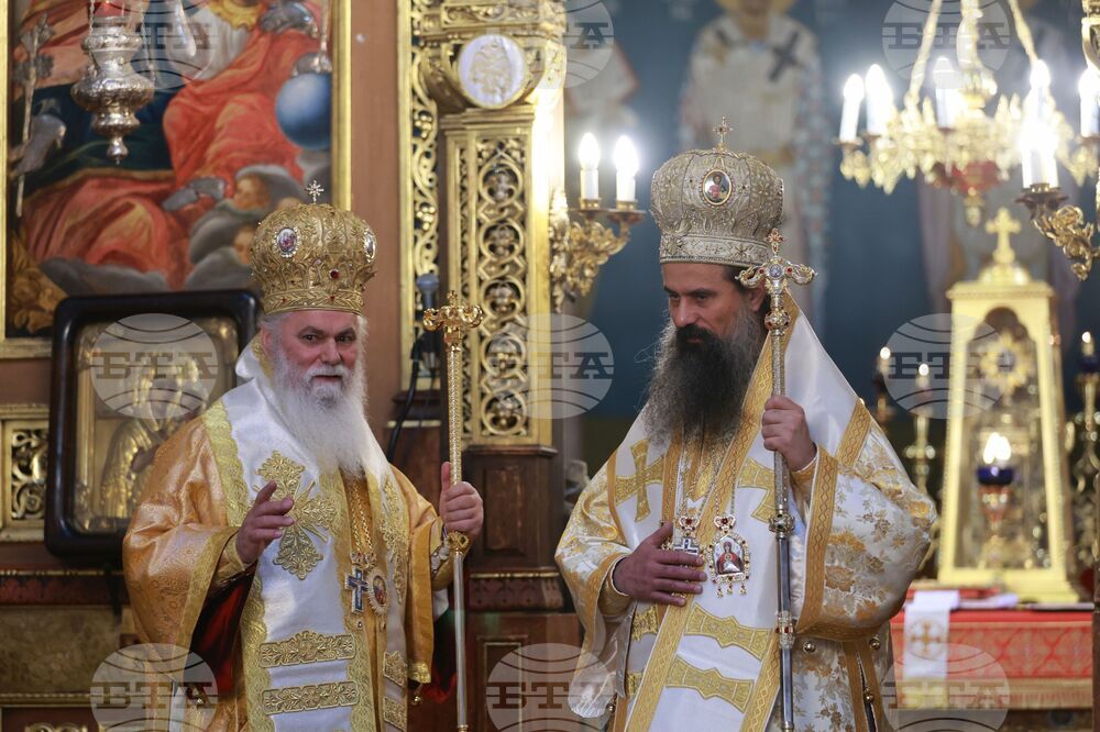 Храм „Св. Неделя“ - литургия