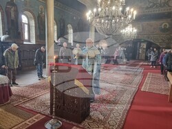 Шумен – неделна служба – църква „Свето Възнесение“