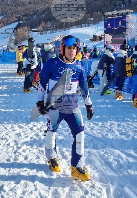 Тервел Замфиров и Радослав Янков се класираха за осминафиналите на паралелния гигантски слалом в алпийския сноуборд на Олимпиадата в Милано-Кортина