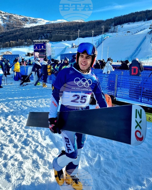 Tervel Zamfirov Keeps Medal Hopes Alive, Radoslav Yankov Drops Out After Round of 16
