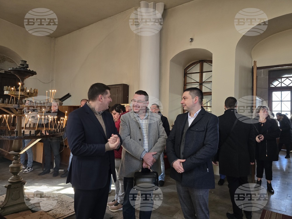 Свищов - храм „Света Троица“ - представяне на музикален албум