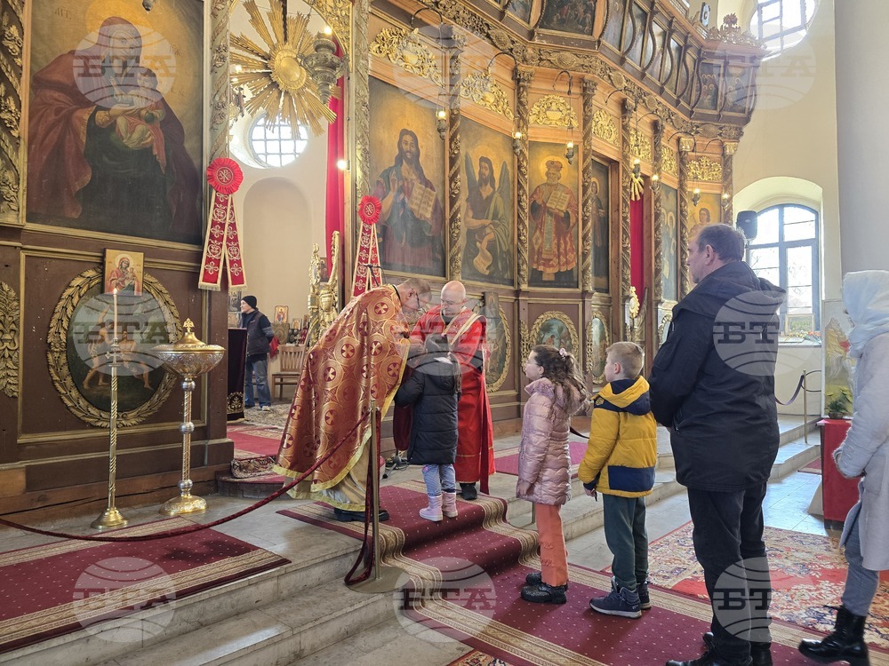 Свищов - храм „Света Троица“ - представяне на музикален албум