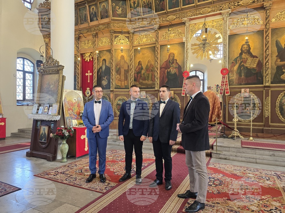 Свищов - храм „Света Троица“ - представяне на музикален албум