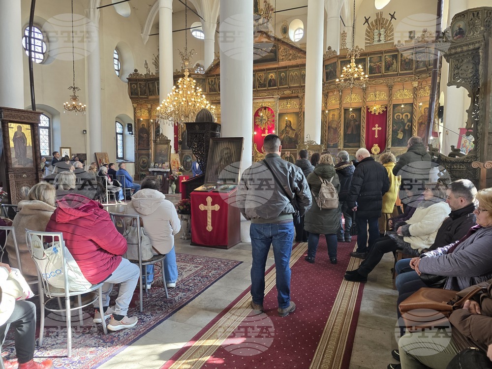 Свищов - храм „Света Троица“ - представяне на музикален албум