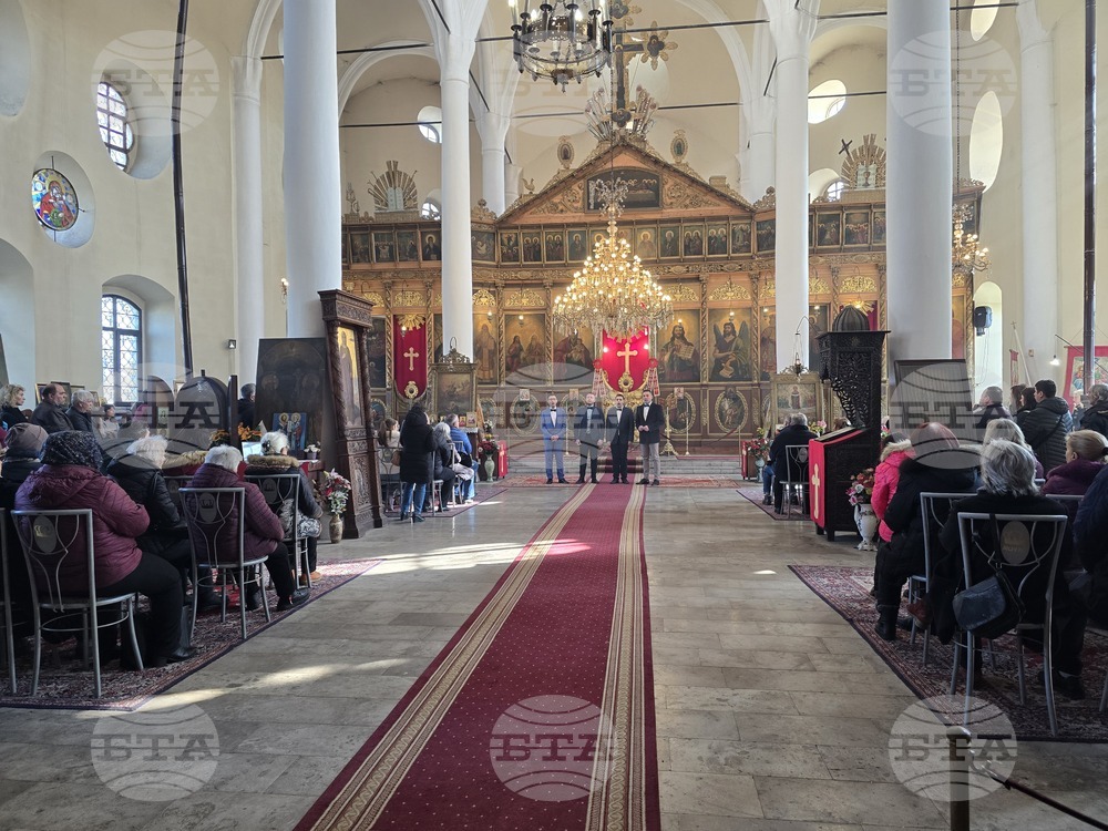 Свищов - храм „Света Троица“ - представяне на музикален албум