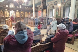 Търговище – храм „Св. Успение Богородично“ – неделна служба и проповед