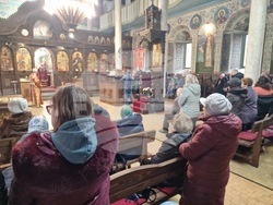 Търговище – храм „Св. Успение Богородично“ – неделна служба и проповед