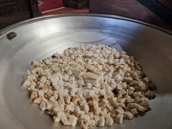 Търговище – храм „Св. Успение Богородично“ – неделна служба и проповед