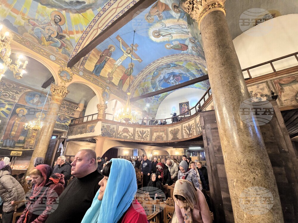 Сливен - света Литургия - Неделя на Блудния син