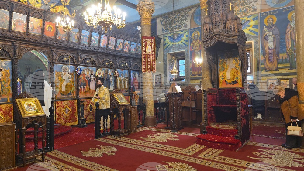 Сливен - света Литургия - Неделя на Блудния син