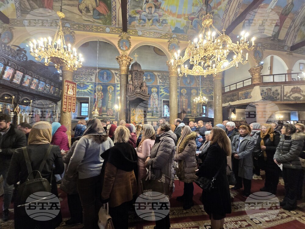 Сливен - света Литургия - Неделя на Блудния син