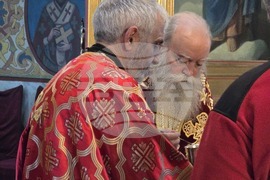 Ловеч - храм „Света Троица“- литургия