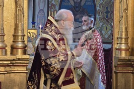 Ловеч - храм „Света Троица“- литургия