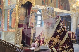 Ловеч - храм „Света Троица“- литургия