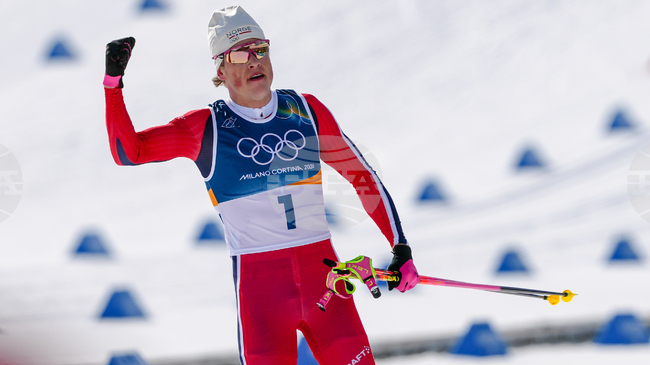 Норвежецът Йоханес Клаебо завоюва олимпийската титла в скиатлон, българите