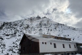 Курортен комплекс Мальовица - хижа „Мальовица“