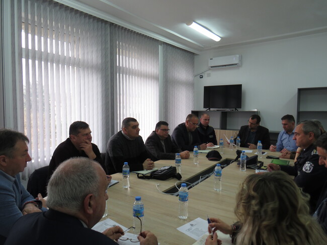 Областна администрация Шумен: Работна среща на областния управител проф. Христо Христов за подготовката и провеждането на парламентарните избори на територията на област Шумен 