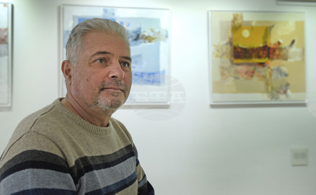 Варна - изложба - Светлин Ненов