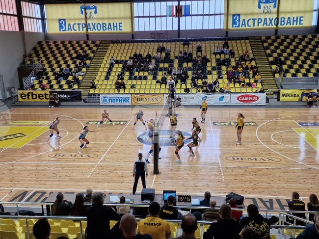 Перник - волейбол - Марица 2022 Пловдив - Миньор Перник - жени