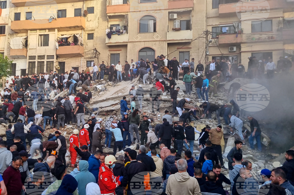 Броят на жертвите при срутване на жилищни сгради в ливанския град Триполи достигна 14