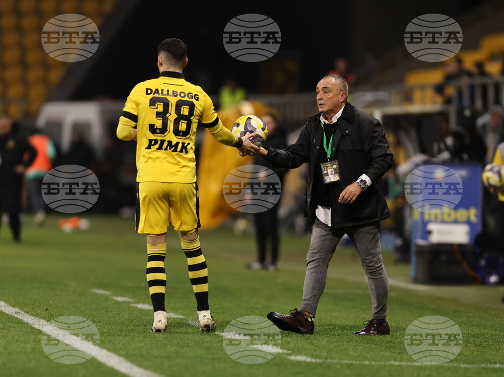 "Двамата вратари се представиха на едно много добро ниво", каза старши треньорът на Берое Хосу Урибе