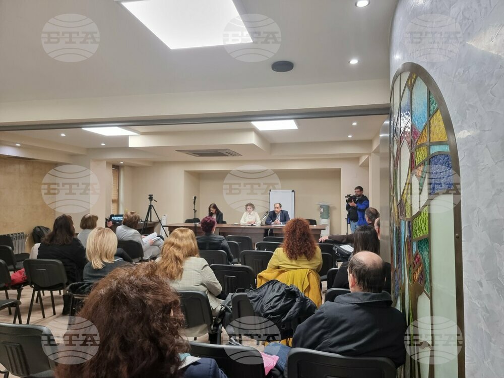 Центрове по медиация към Окръжните съдилища в страната трябва да заработят в средата на 2024 година, заяви член на работната група към ВСС