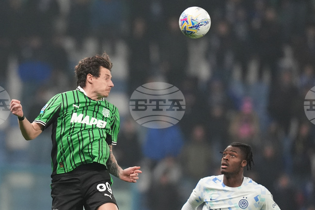 С десет души Сасуоло се наложи над Аталанта в Серия А