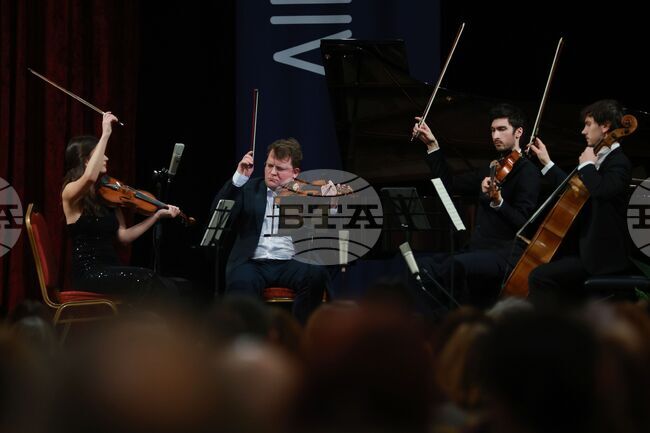 С концерта „Светлини и сенки“ бе открито зимното издание на фестивала „Алегра“