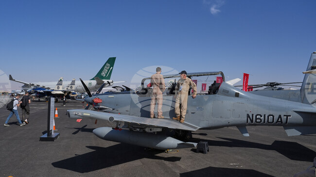 Саудитските сили прехванаха днес ирански ракети, насочени към летището в Рияд и военна база; атака с ирански дронове е имало по военноморска база в ОАЕ