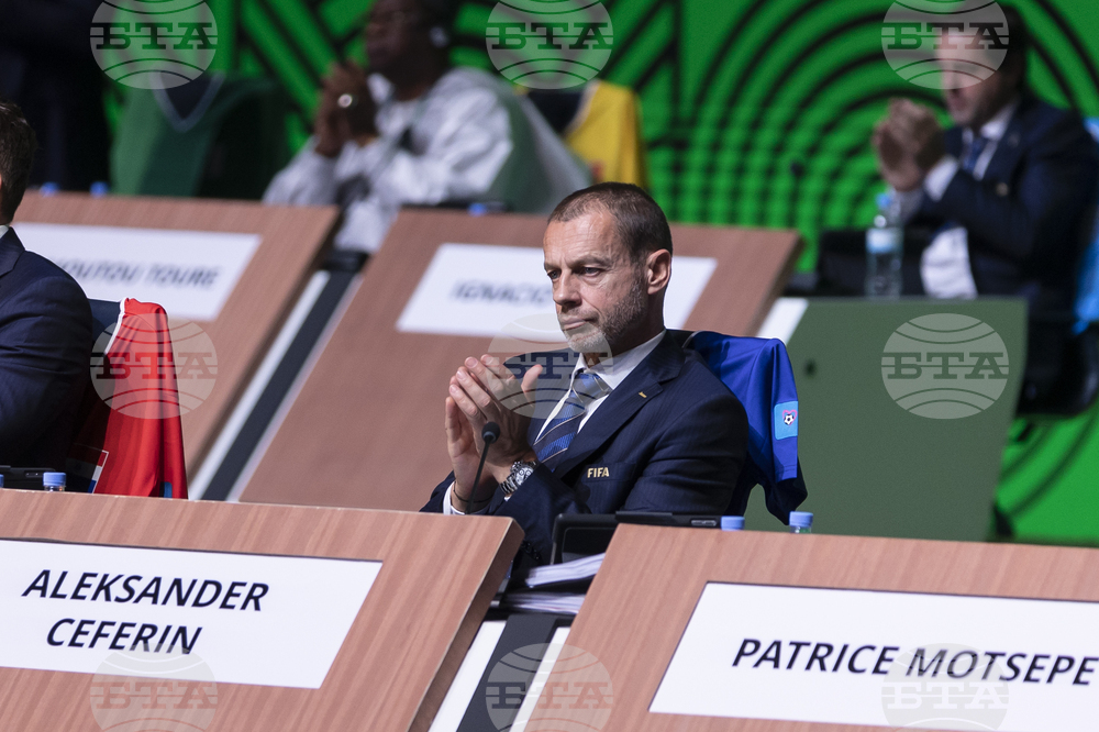 Важни фигури в управлението на футбола в Европа потвърждават, че Русия няма как да бъде върната в състезанията преди да има политическо споразумение