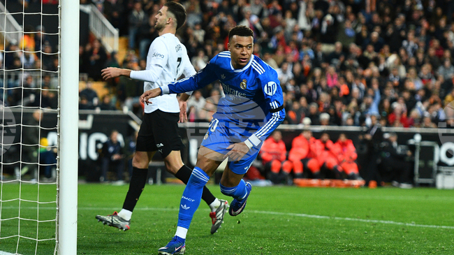 Реал Мадрид спечели визитата си на Валенсия 