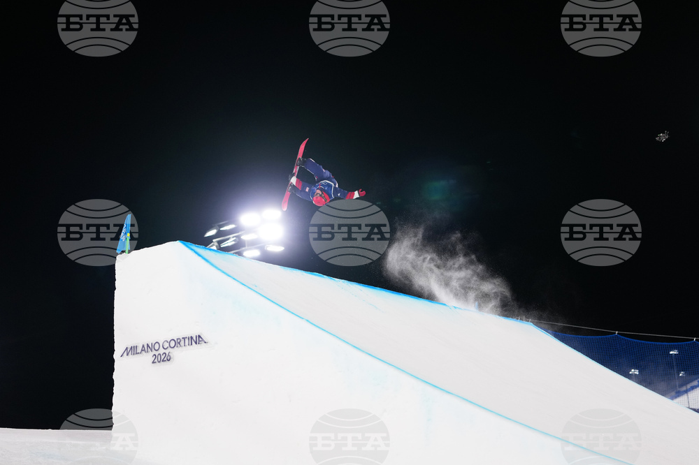 APTOPIX Milan Cortina Olympics Snowboard