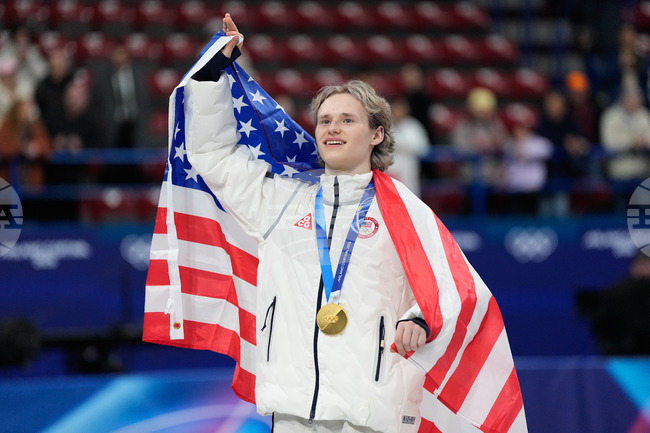 Американският фигурист Иля Малинин след олимпийската титла: „Всичко се сведе до енергията, подкрепата, страстта на целия отбор“