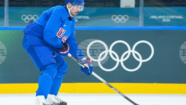 Остин Матюс е капитан на мъжкия отбор на САЩ по хокей на лед