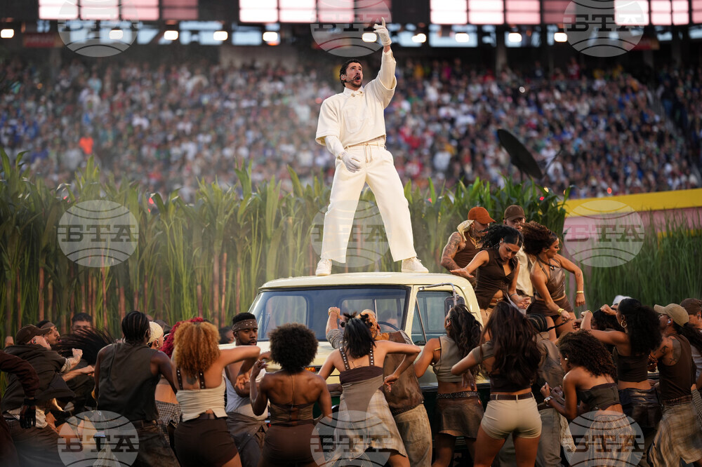 APTOPIX Super Bowl Football